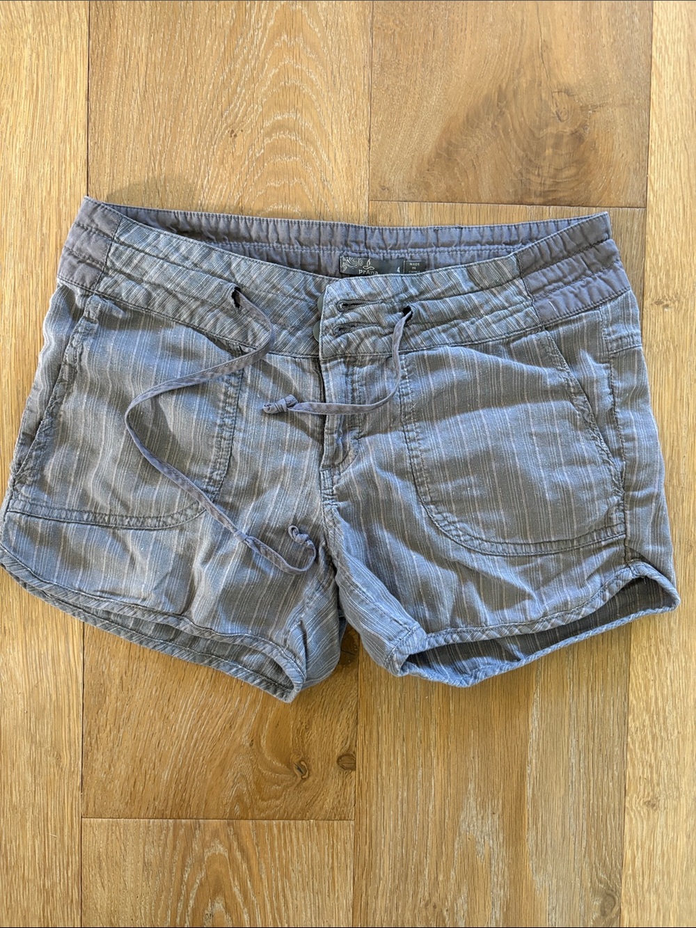 Prana Gray Striped Drawstring Athletic Shorts